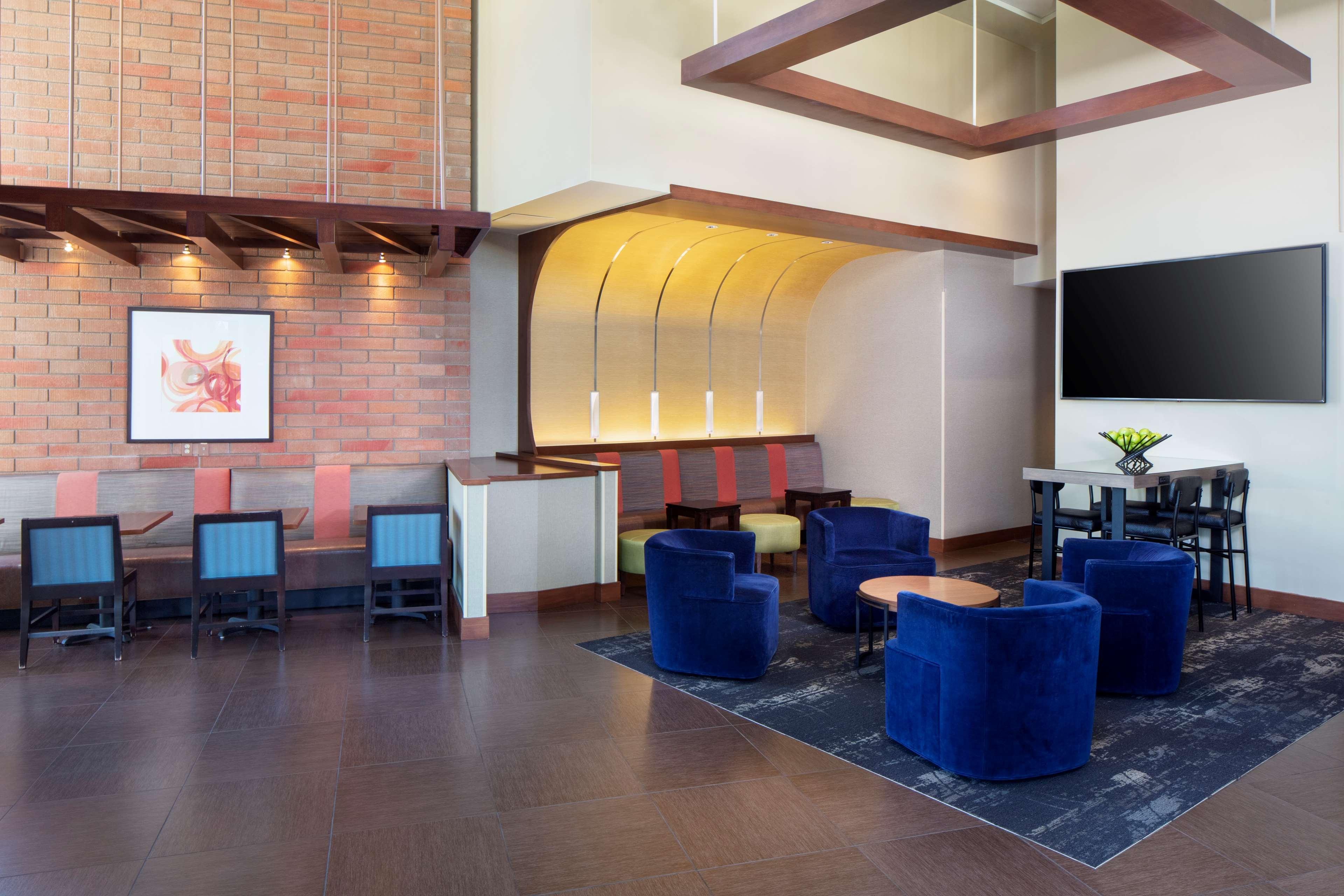 Hyatt Place Phoenix/ Mesa Exterior photo